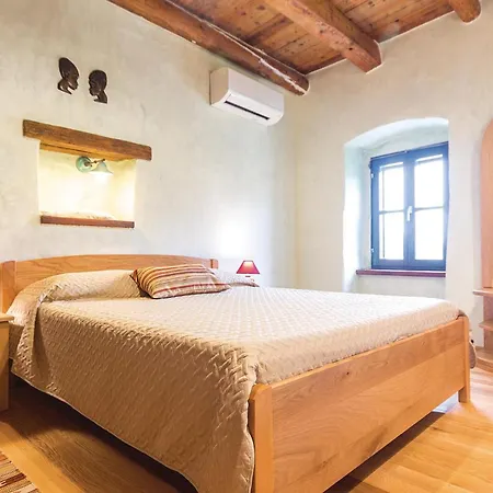 2 Bedroom Lovely In Sisan