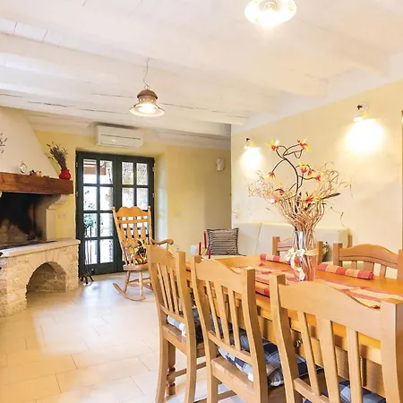 Holiday home 2 Bedroom Lovely In Sisan